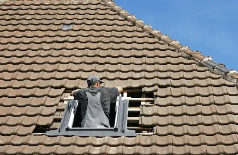 Pose de velux - Sainte-Aulde